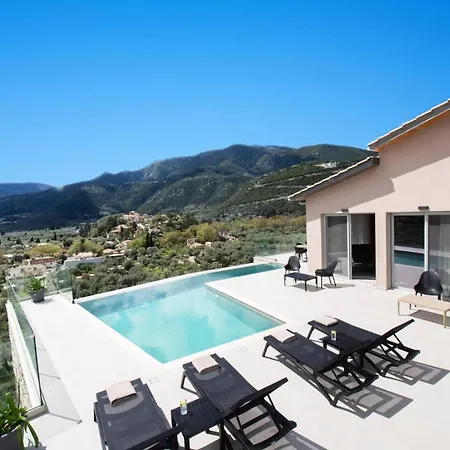 Angelou By Nydri (Lefkada)